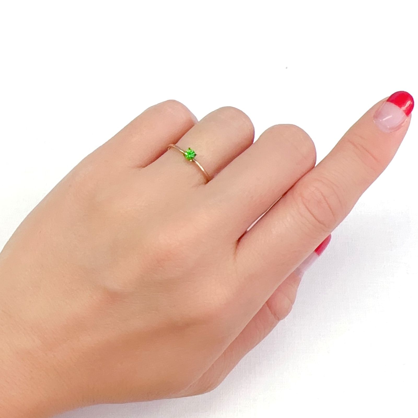 デマントイドガーネット ロシア産 0.12ct[231023653]2.9x2.9mm前後