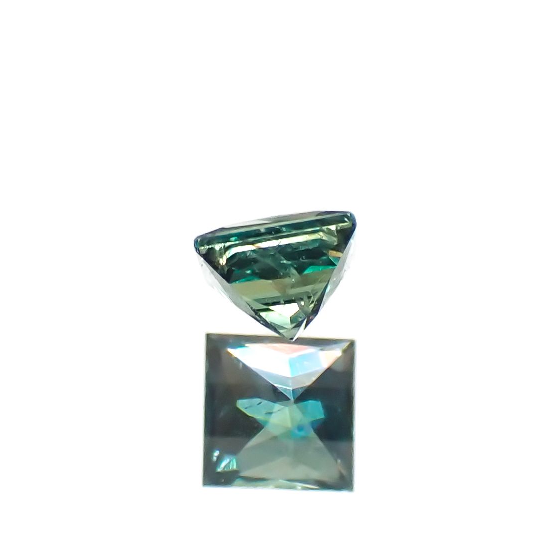 ◇プリンセスカット◇アレキサンドライト ブラジル産 0.11ct[230522059]2.5x2.5mm前後