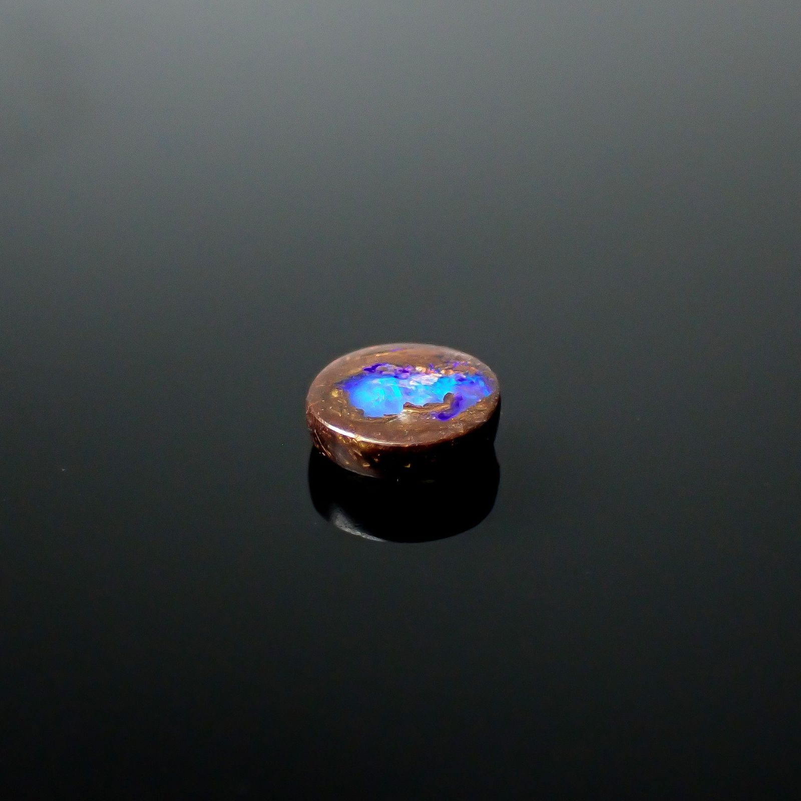 ウッドオパール オーストラリア産 0.56ct / 5.9x5.9mm前後 [251131296]