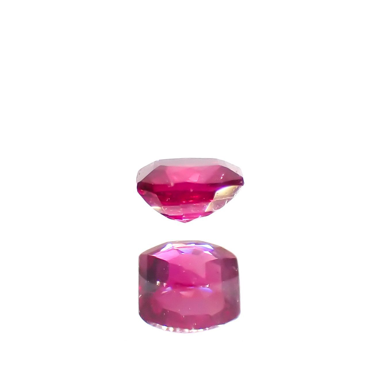 ルビー モザンビーク/ビルマ産 0.15ct [220616199]2.9x2.7mm前後