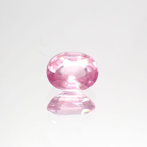 シルキーピンクスピネル(宝石名ピンク・スピネル) タンザニア産 0.74ct 識別済[240212893]6.1×4.8mm前後