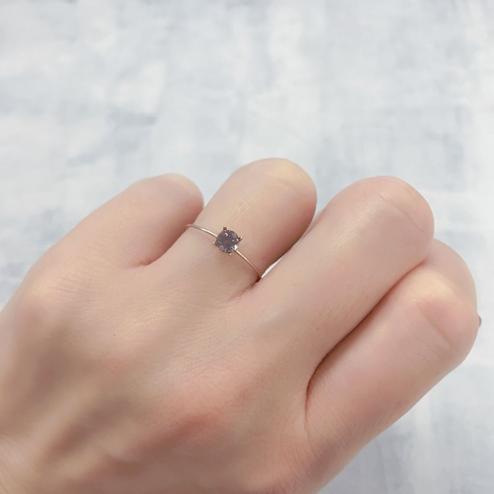 ラベンダーピンクスピネル(宝石名スピネル)ビルマ/マダガスカル産 0.25ct 識別済[220114550]3.7x3.7mm前後