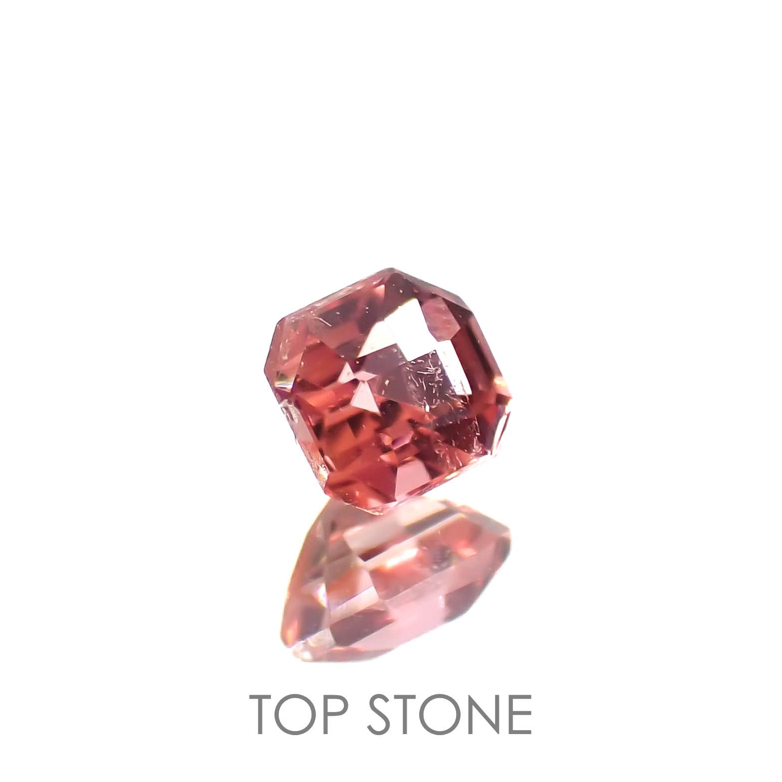 ヴェイリネナイト(宝石名ベイリネナイト)パキスタン産 0.13ct 識別済[221219294]2.9x2.6mm前後