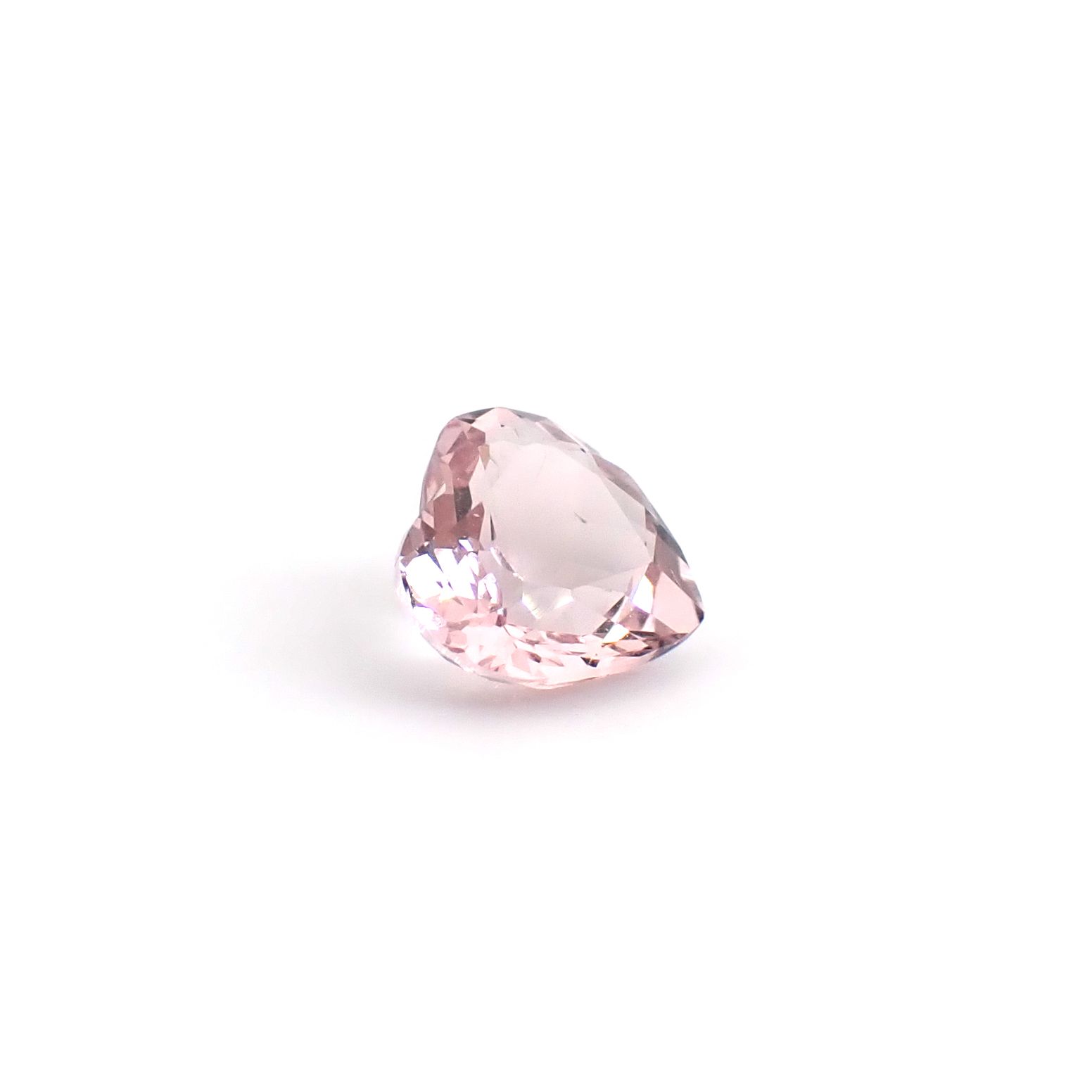モルガナイト ブラジル産 1.37ct / 7.3x8.2mm前後 [260632303]