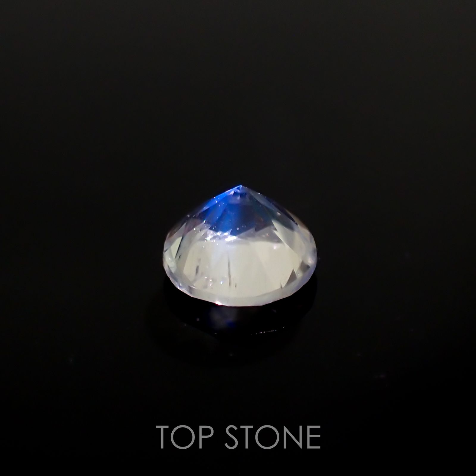 レインボームーンストーン(宝石名ラブラドライト)タンザニア産 0.75ct 識別済[220516038]6.2x6.1mm前後