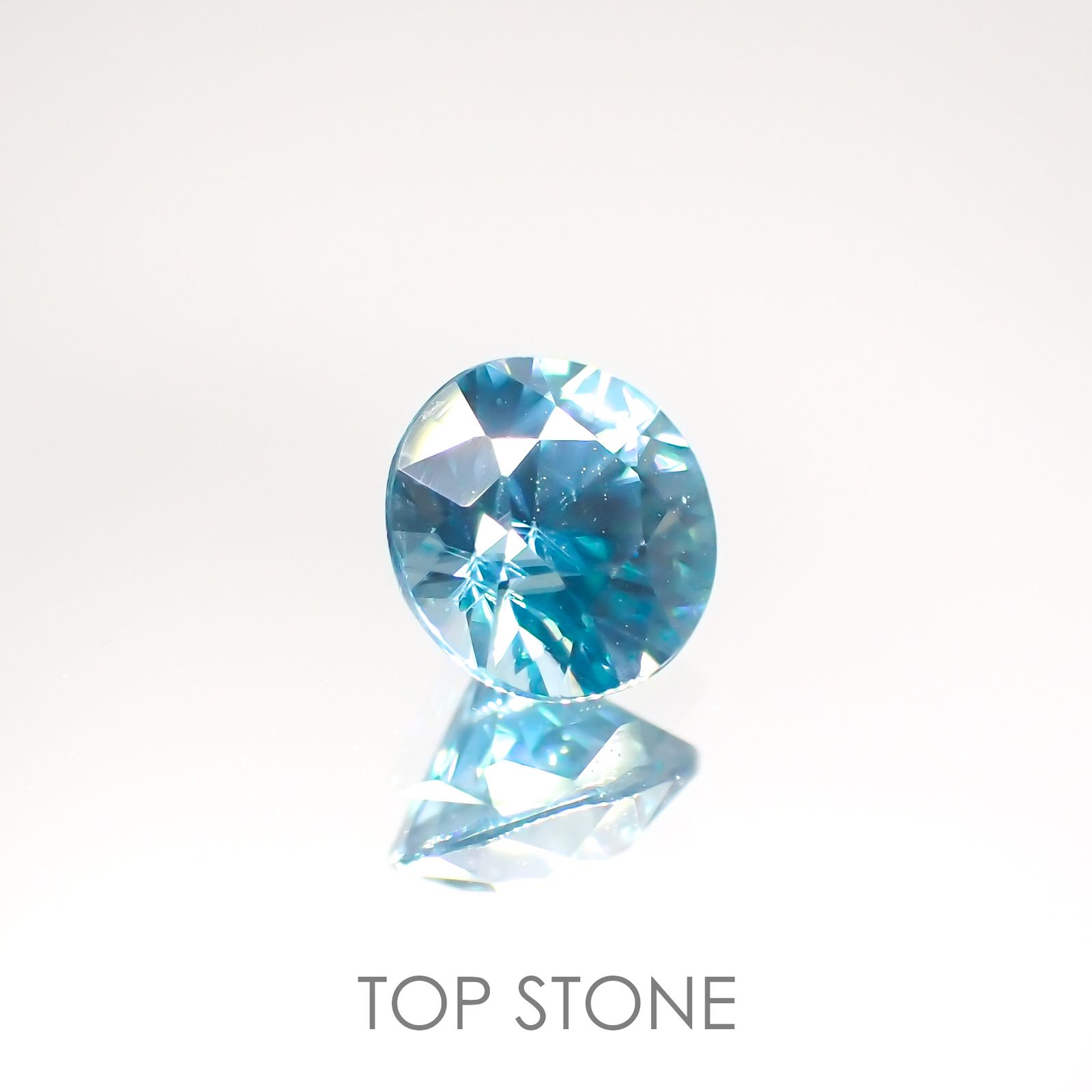 ブルージルコン(宝石名ジルコン) カンボジア産 1.13ct 識別済[211013440]5.9×5.8mm前後