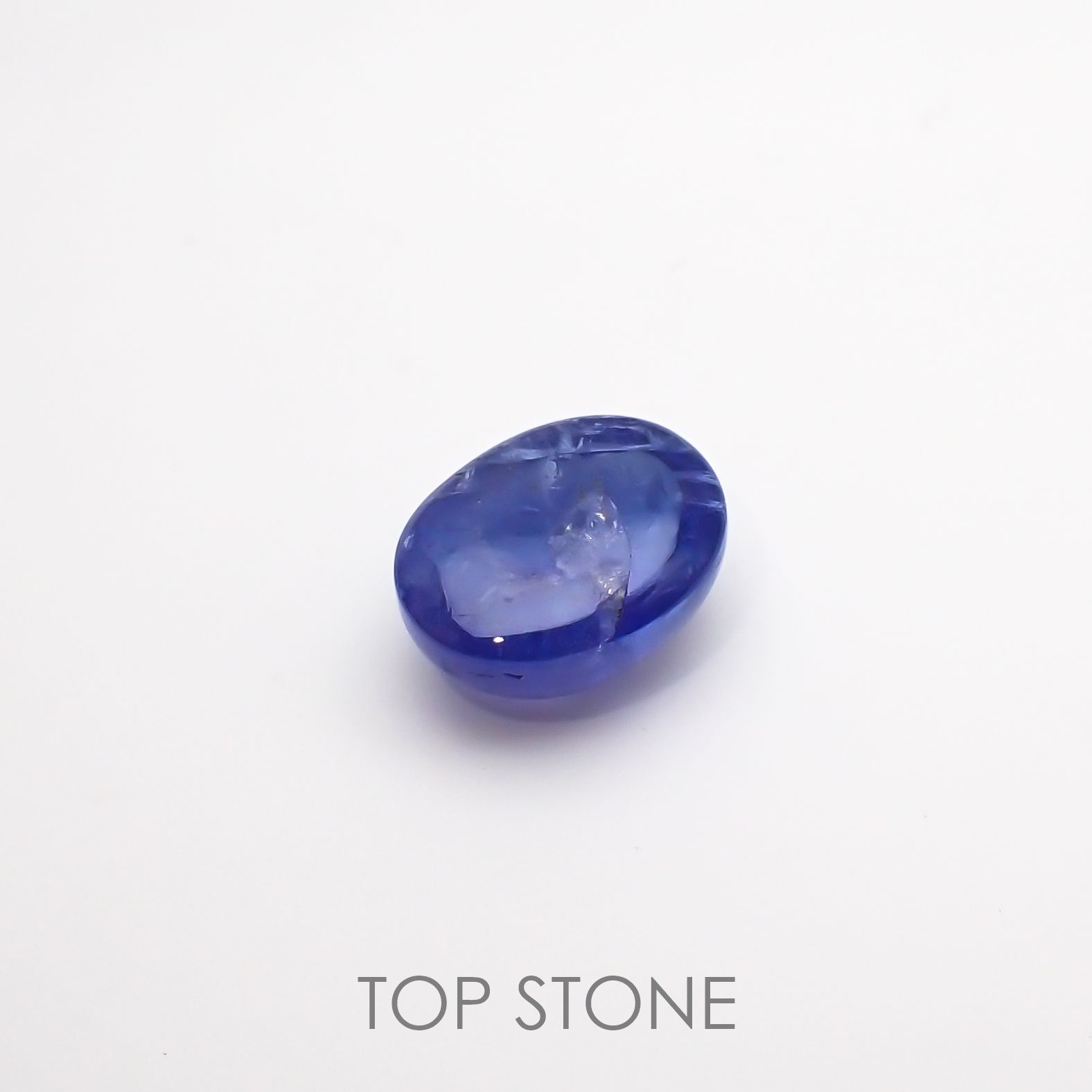 タンザナイト(宝石名タンザナイト) タンザニア産 7.17ct 識別済[210711859]12.2×9.6mm前後