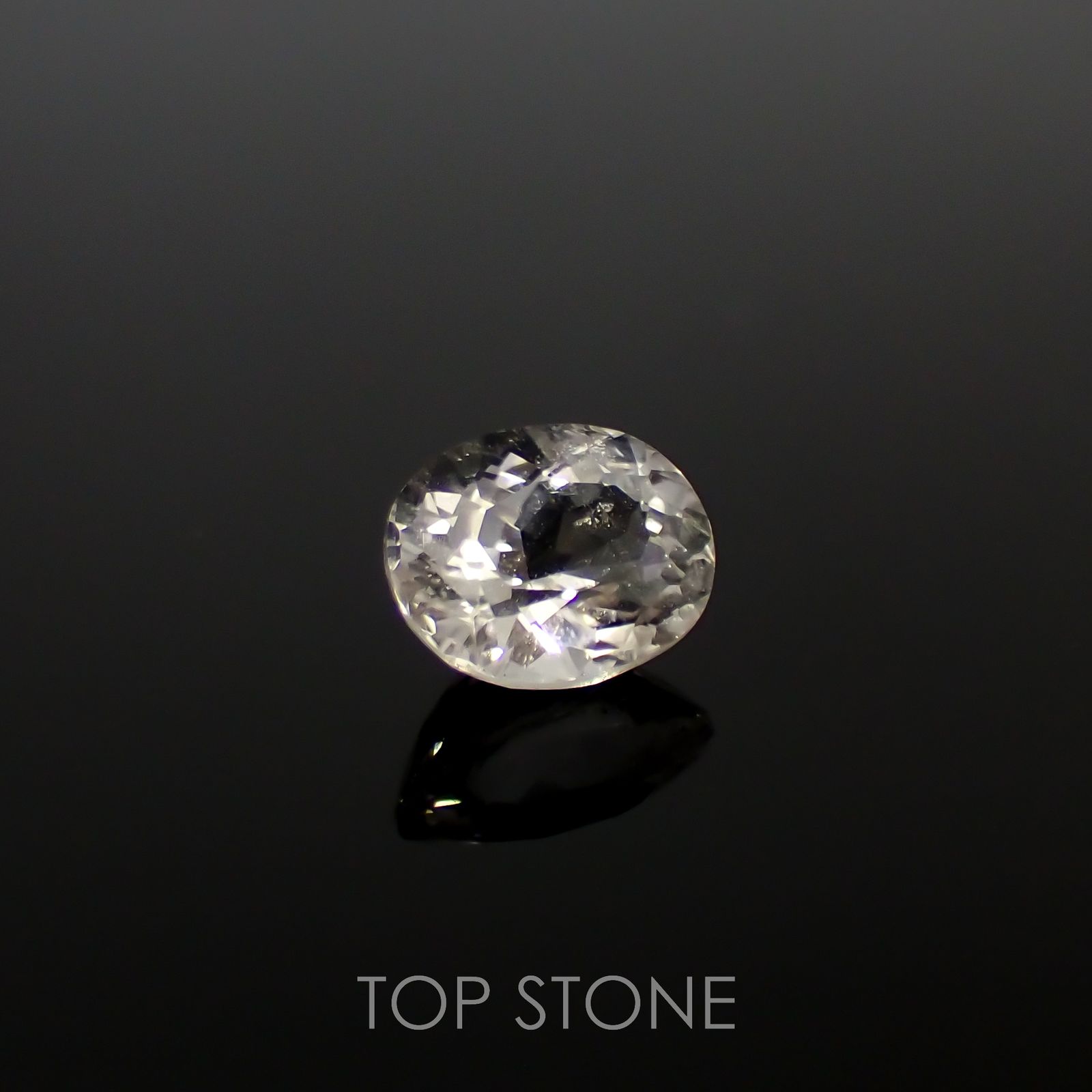 フェナカイト(宝石名フェナカイト)ロシア産 1.33ct 識別済[220515732]7.8x6.2mm前後