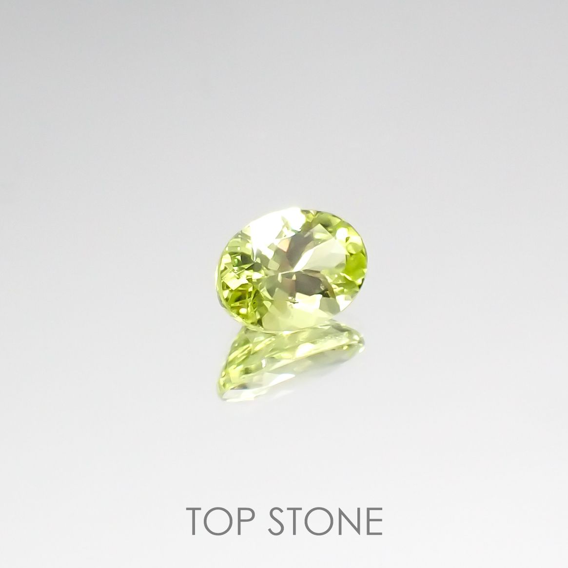 パロットクリソベリル(宝石名クリソベリル) インド産 0.77ct 識別済[210711516]6.8×4.7mm前後