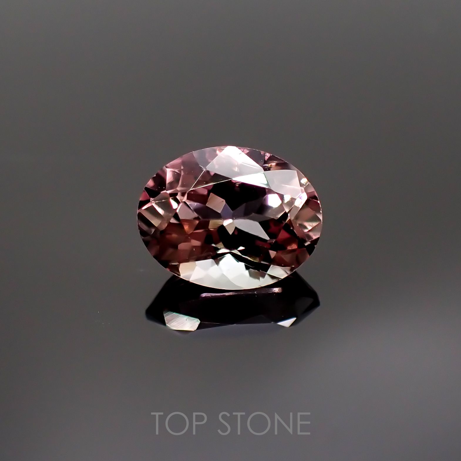 バイカラートルマリン(宝石名バイカラー・トルマリン) コンゴ民主共和国産 1.997ct ソ付(彩珠)[211013596]9×7.1mm前後