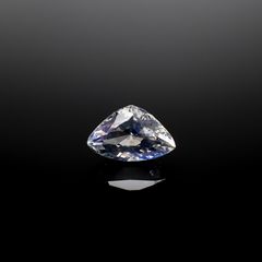 レインボームーンストーン(宝石名ラブラドライト)マダガスカル産 1.458ct ソ付(彩珠)[240326930]9.8x6.3mm前後