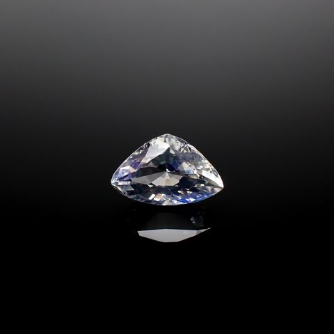 レインボームーンストーン(宝石名ラブラドライト)マダガスカル産 1.458ct ソ付(彩珠)[240326930]9.8x6.3mm前後