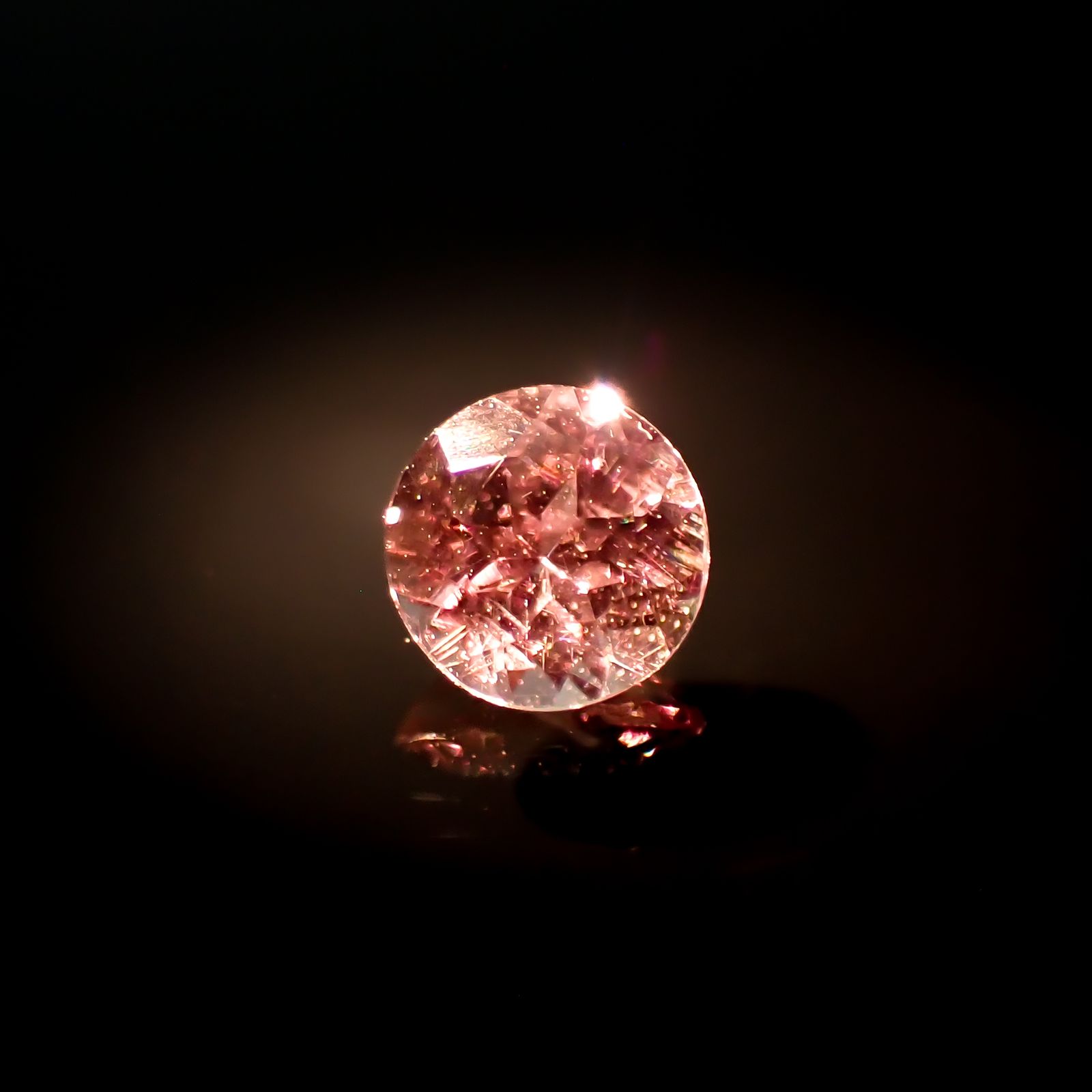 ドラゴンガーネット タンザニア産 0.30ct[230421446]4.1x4.1mm前後