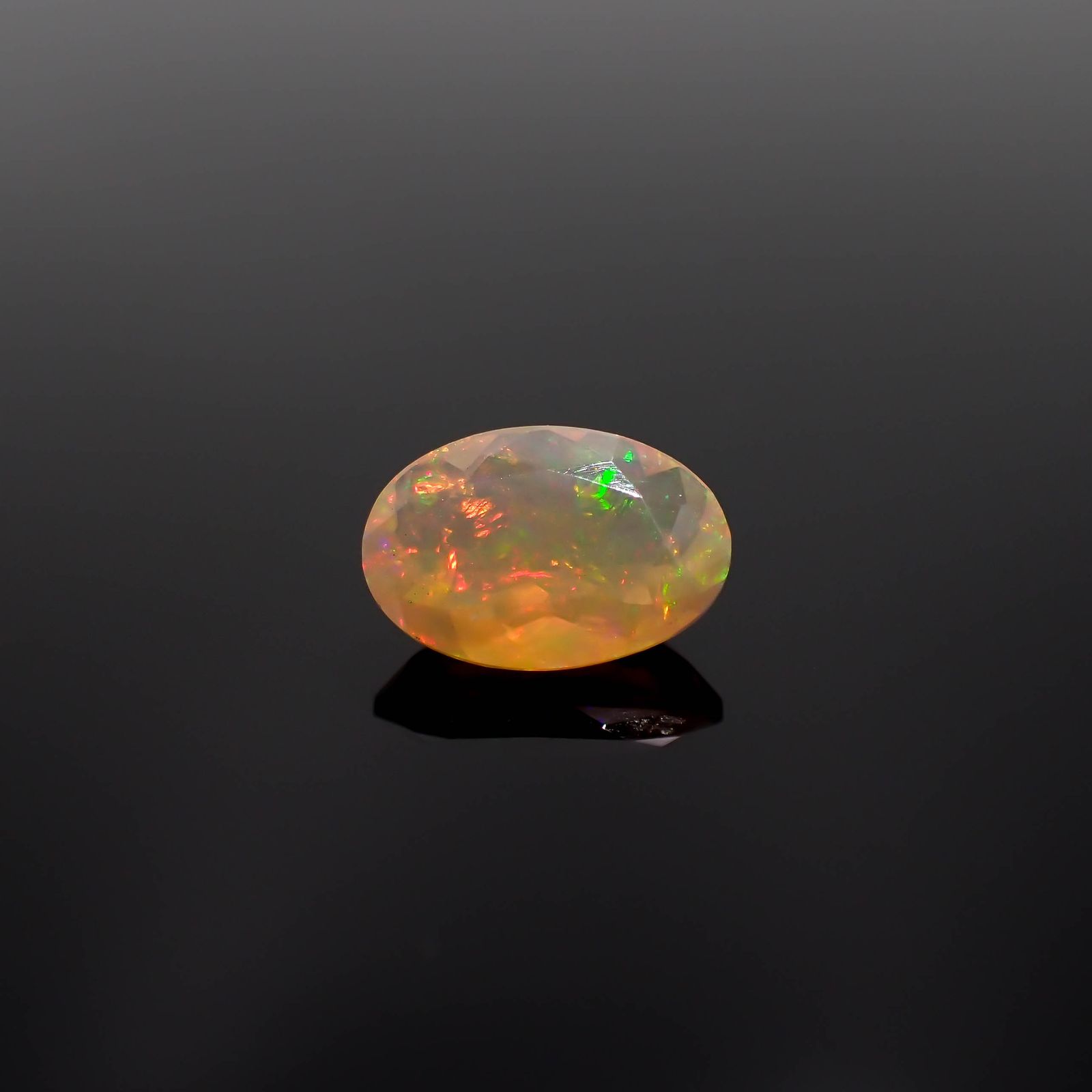 エチオピアオパール(宝石名オパール)エチオピア産 1.10ct 識別済[230521994]10x6.9mm前後
