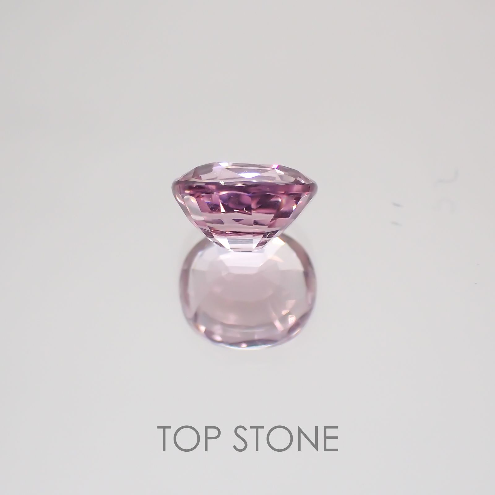 ピンクスピネル(宝石名ピンク・スピネル) タンザニア産 1.13ct 識別済[20052494]6.4×5.8mm前後