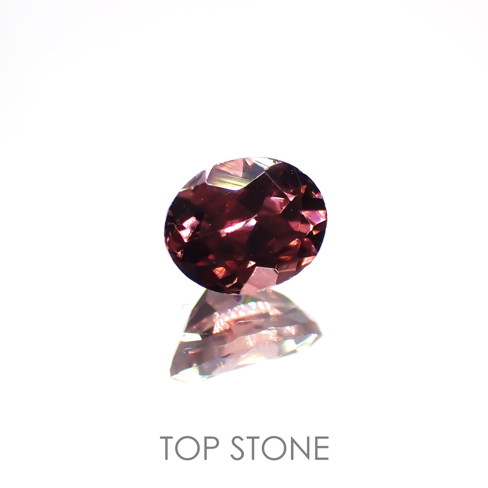 ピンクジルコン(宝石名ジルコン) スリランカ/カンボジア産/ 0.62ct 識別済[21069799]5.2×4.1mm前後