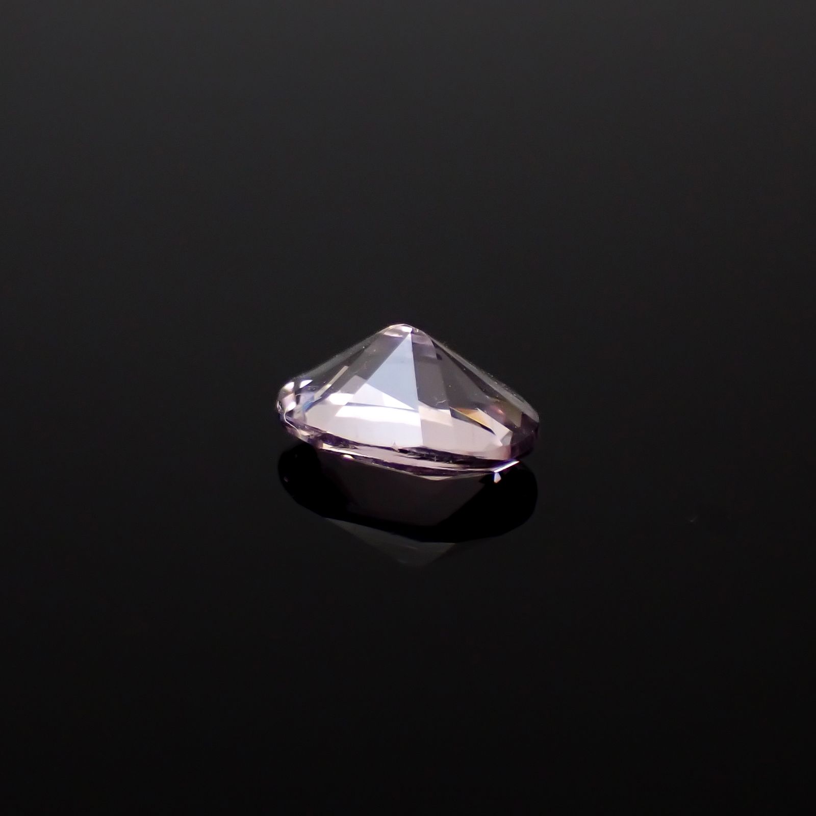 マリアライト(宝石名スキャポライト)スリランカ産 0.75ct 識別済[250330051]7.4x5mm前後