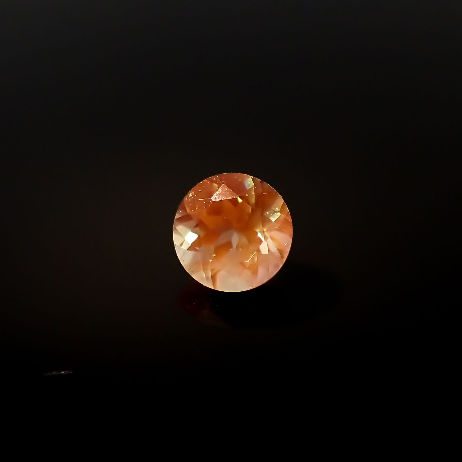 カラーチェンジアンデシン モンゴル産 0.51ct[240226316]4.9x4.9mm前後