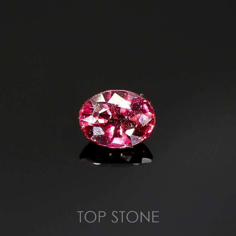 ルビー(宝石名ルビー)タンザニア産 0.19ct 識別済[220115046]3.8x2.9mm前後