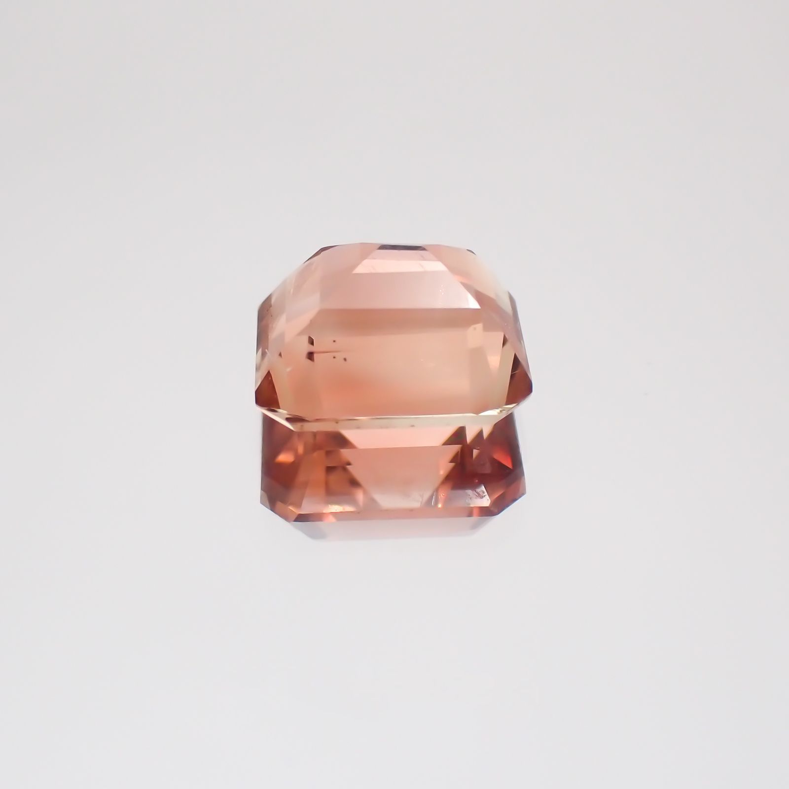 オレゴンサンストーン(宝石名ラブラドライト)アメリカ・オレゴン州産 1.18ct 識別済[230421894]6.8x6mm前後