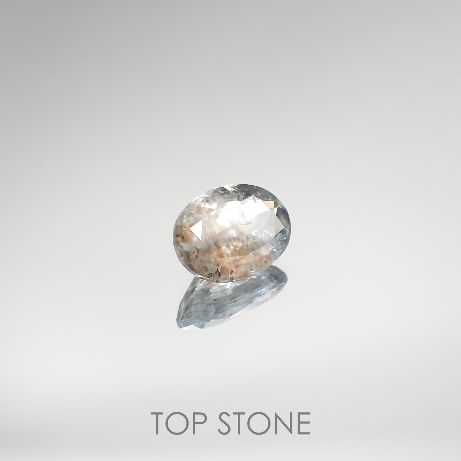 アベンチュリンアクアマリン(宝石名アクアマリン) ナイジェリア産 2.02ct 識別済[210712984]9.8×7.2mm前後