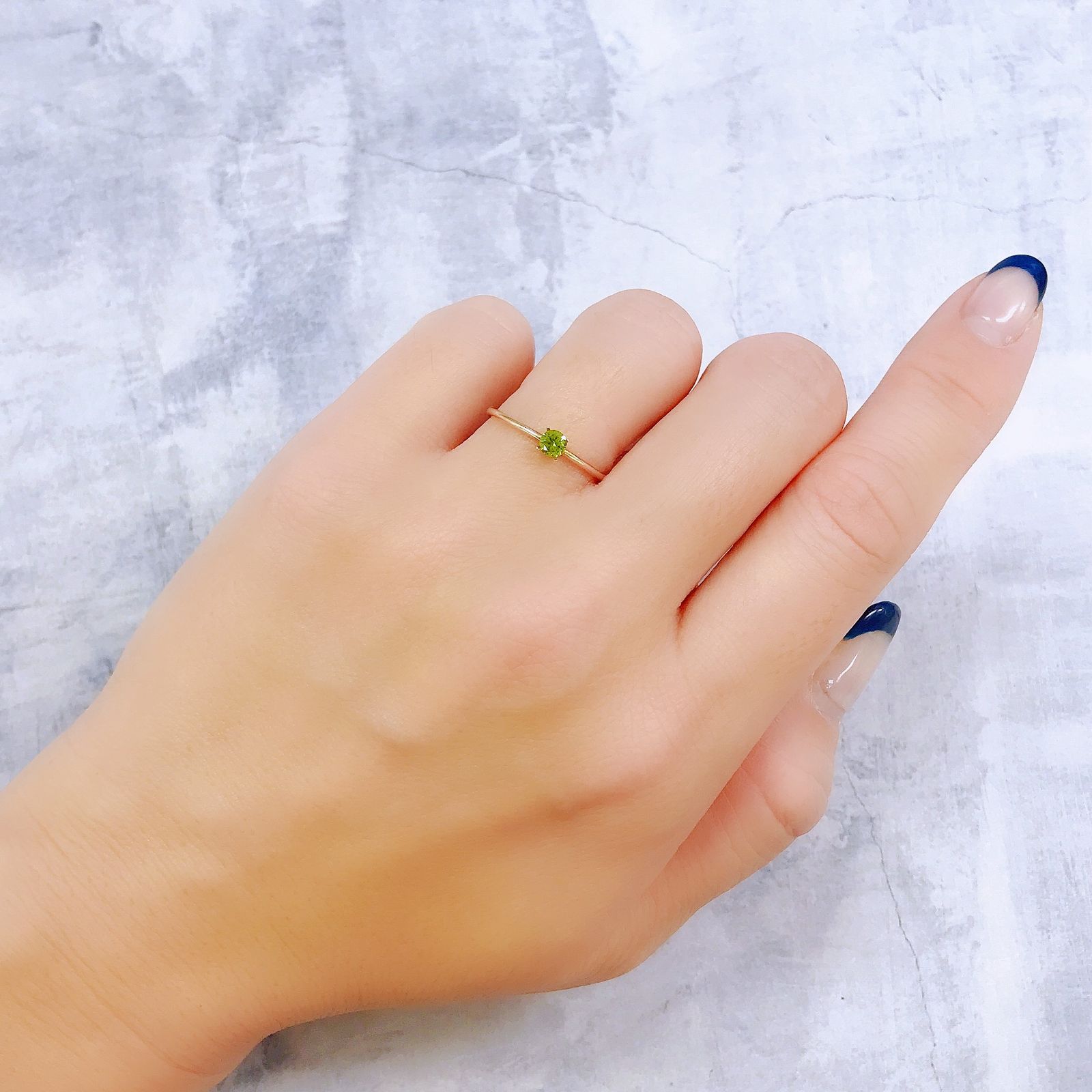 デマントイドガーネット(宝石名デマントイド・ガーネット)ロシア産 0.16ct 識別済[221119167]3.3x3.3mm前後