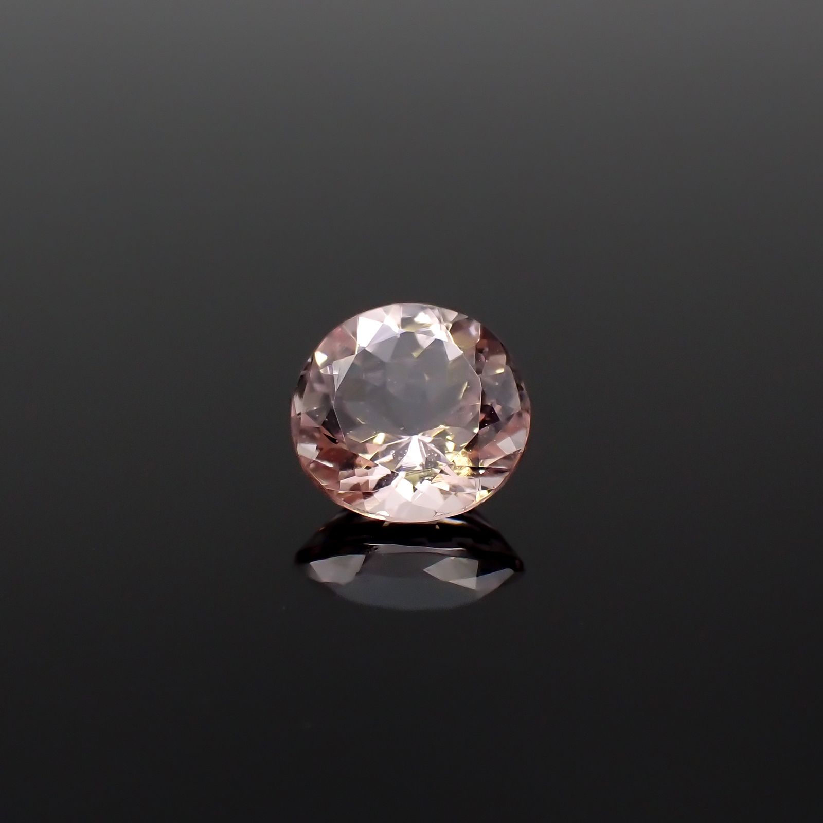 モルガナイト ブラジル/モザンビーク産 1.55ct[231224872]8x8mm前後