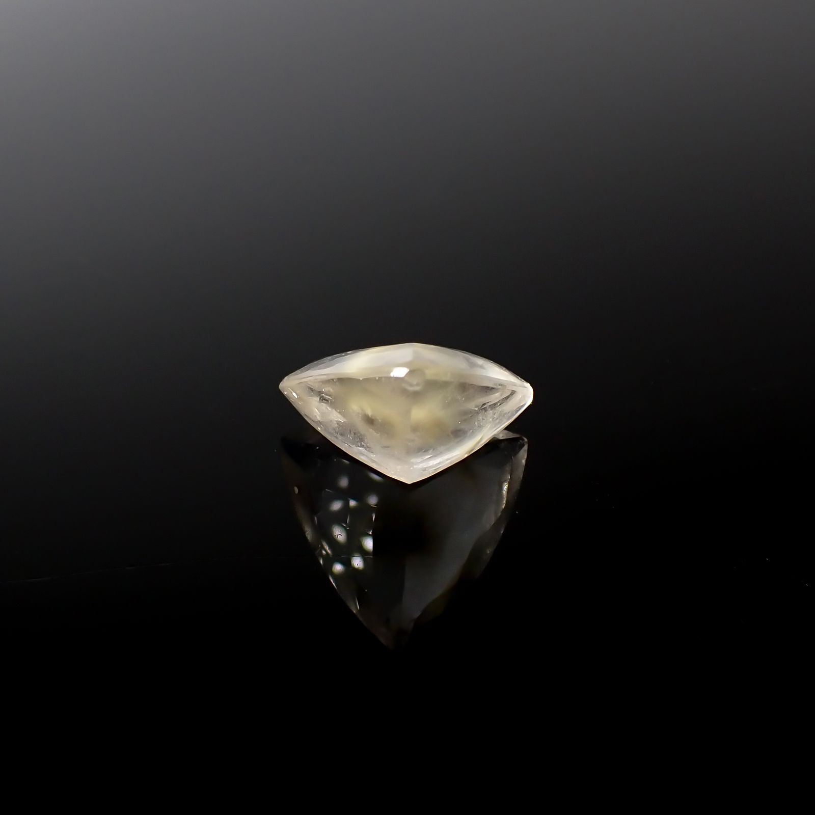 ポンポンクォーツ ブラジル産 11.98ct[240427218]16x14.9mm前後