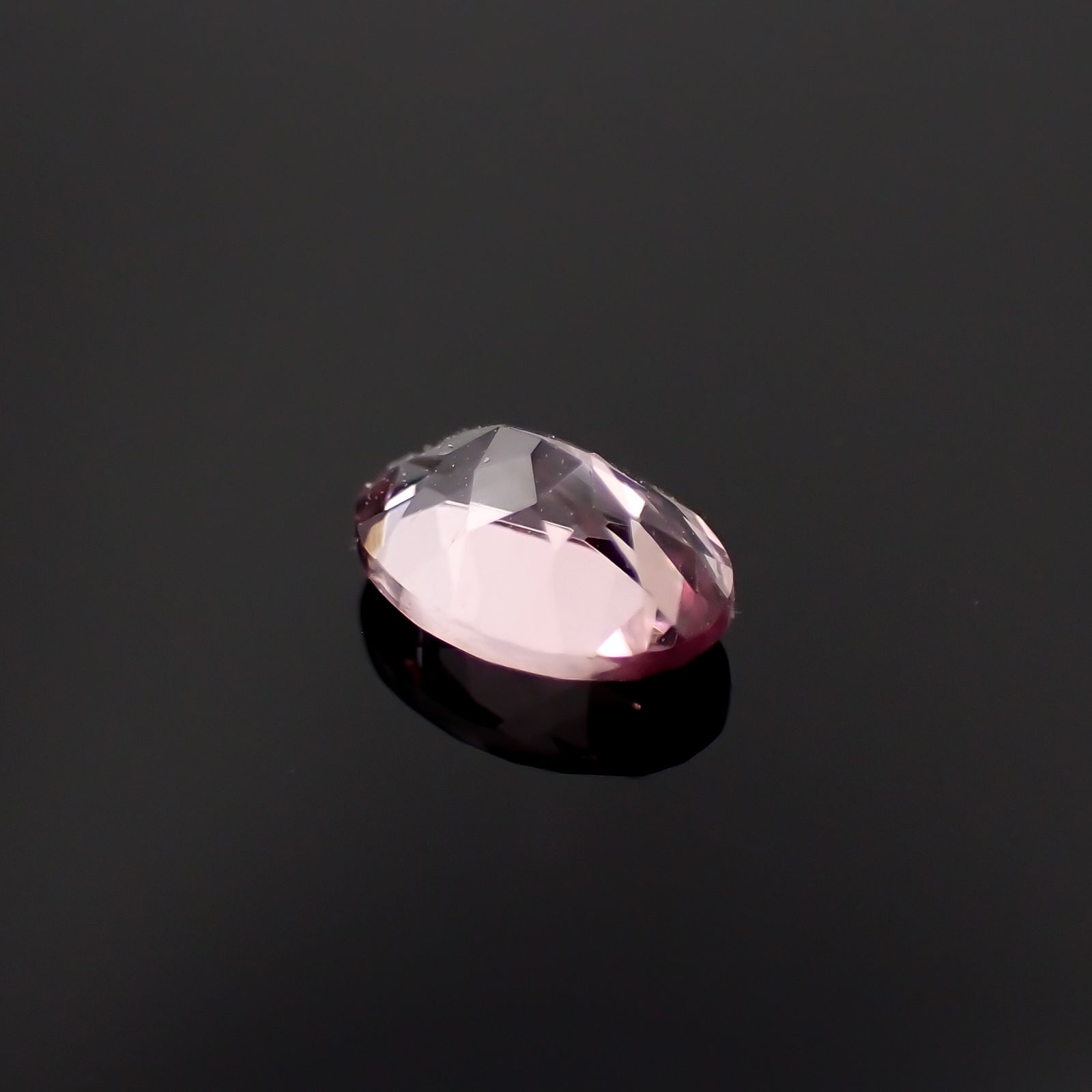 ドラゴンガーネット タンザニア産 0.61ct[230421425]6x4.1mm前後