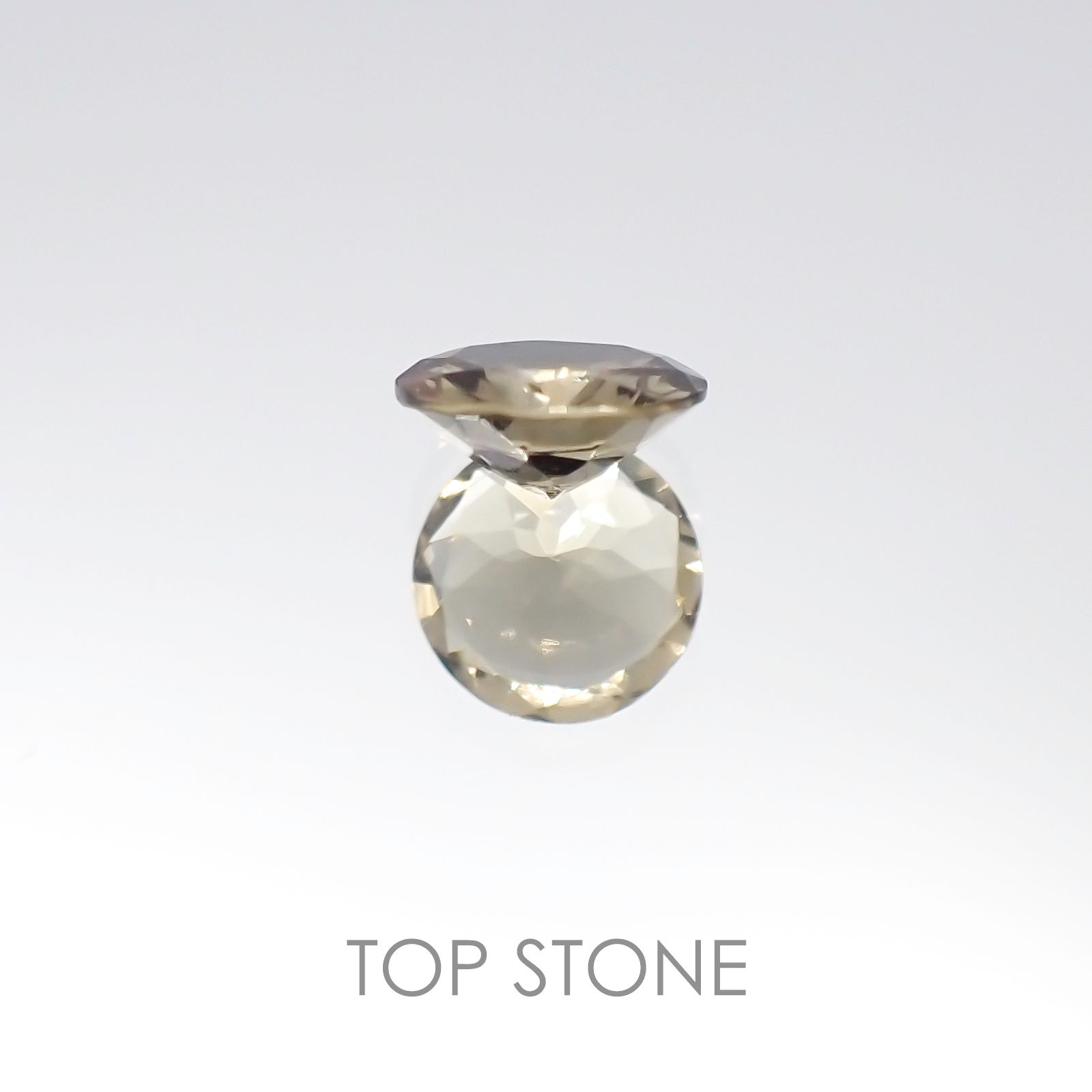 カラーチェンジマラヤガーネット タンザニア産 ルース 0.43ct[20096093]4.9×4.9mm前後
