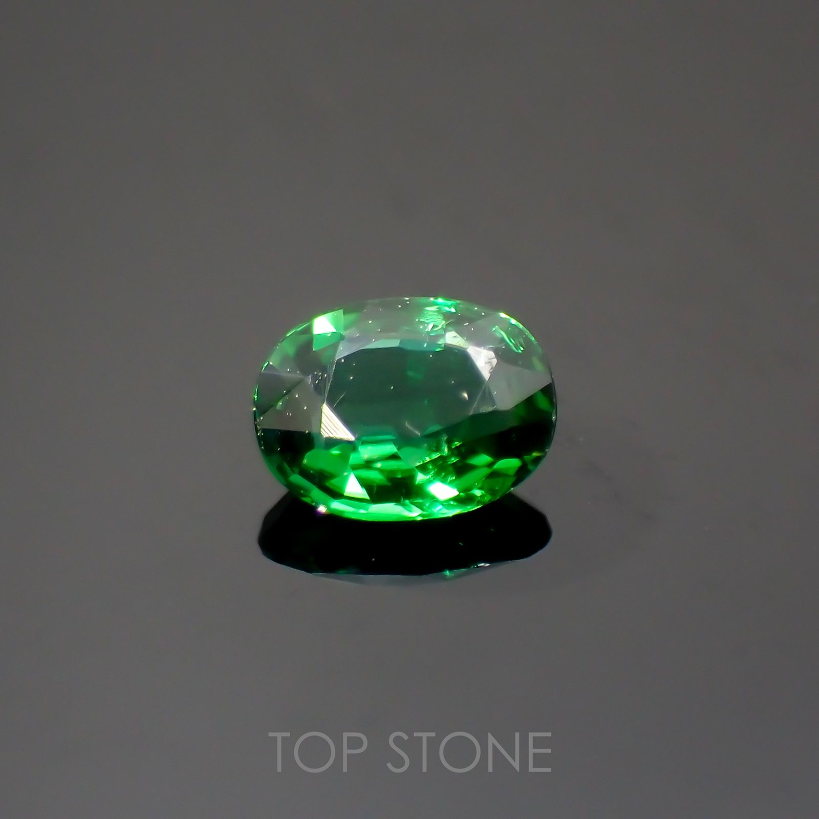 クロムトルマリン タンザニア産 0.19ct[220114170]4.3x3.3mm前後