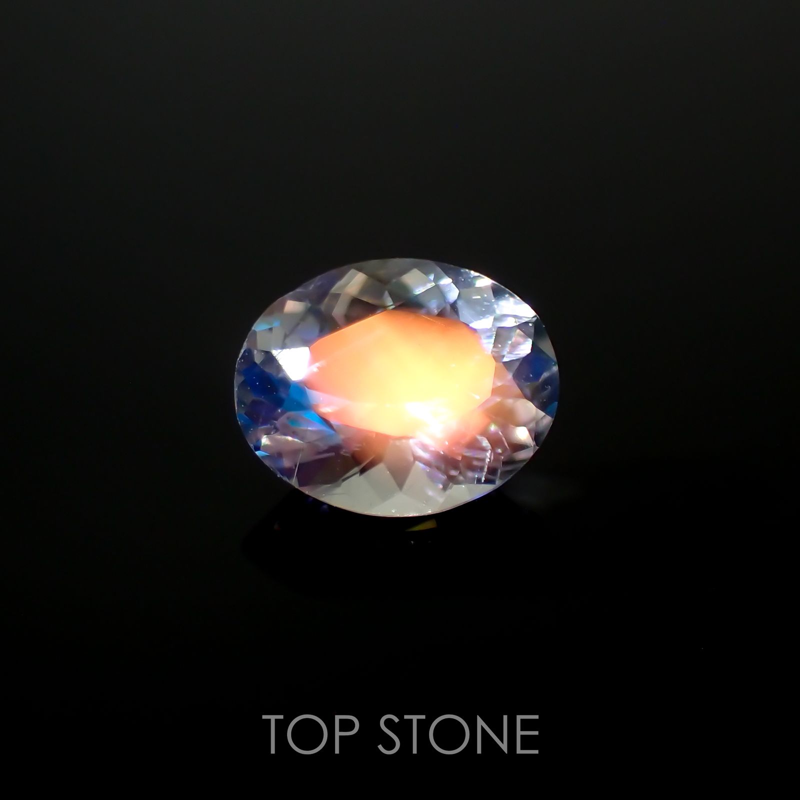 レインボームーンストーン(宝石名ラブラドライト)マダガスカル産 0.53ct 識別済[211113747]6.1x5mm前後