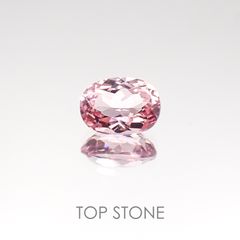 モルガナイト ナイジェリア産 ルース 0.92ct[20117404]7.1×5.1mm前後