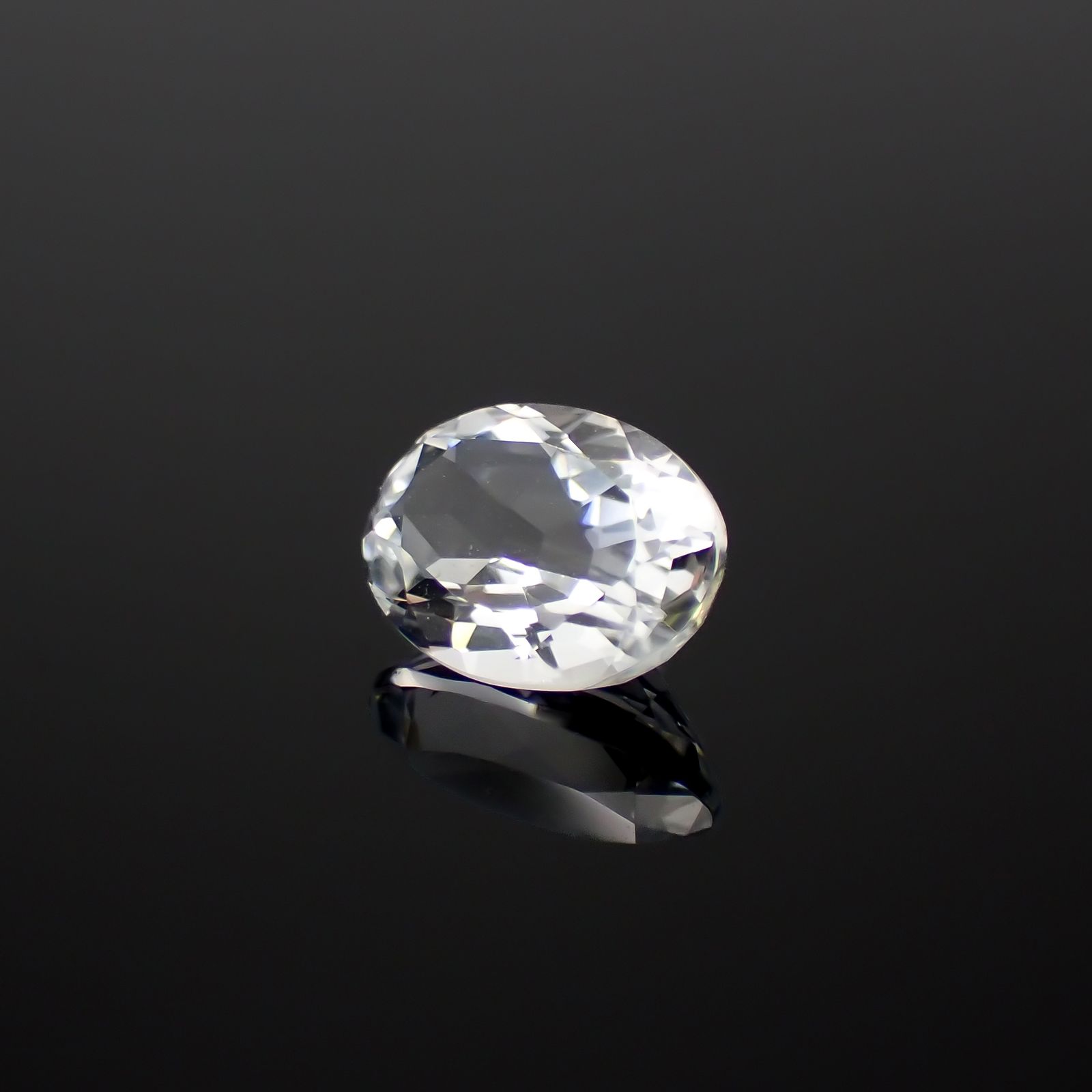 ゴッシェナイト パキスタン・ヒマラヤ産 1.13ct [230421843]8x6mm前後