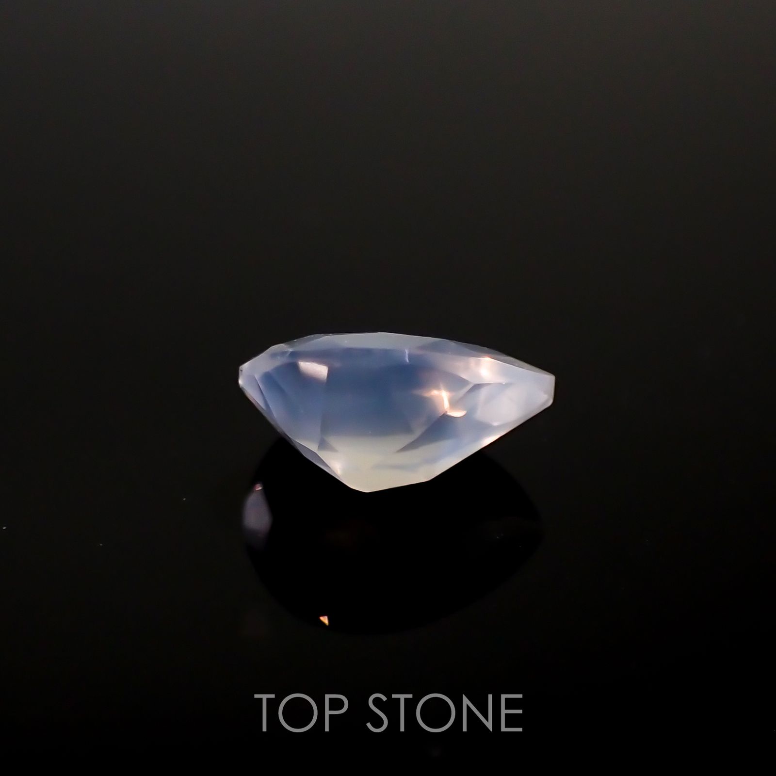 ムーンストーン(宝石名ムーンストーン) インド/スリランカ産 0.58ct 識別済[210812741]6.9×5.1mm前後