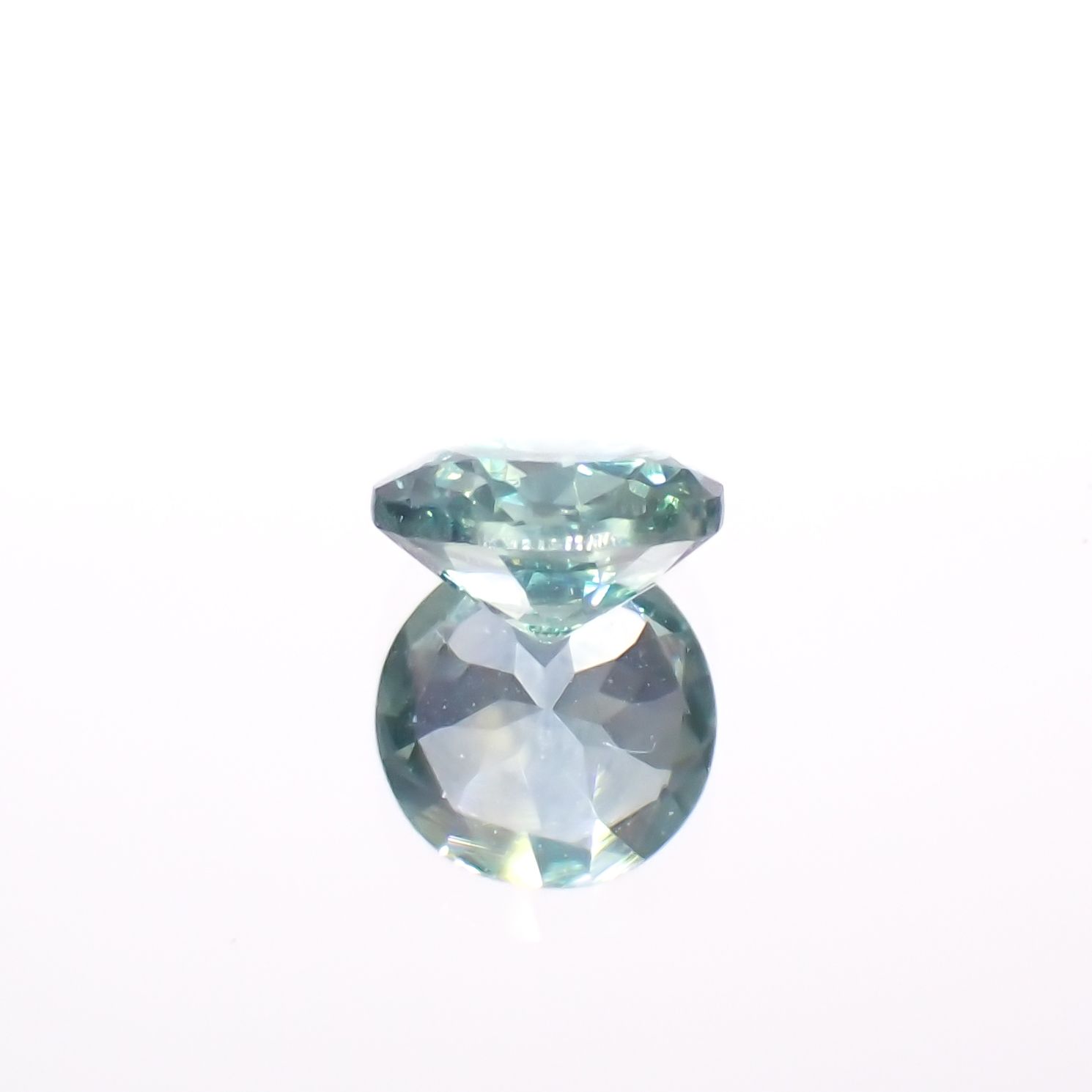 モンタナサファイア アメリカ・モンタナ州産 0.53ct[230321133]4.9x4.9mm前後