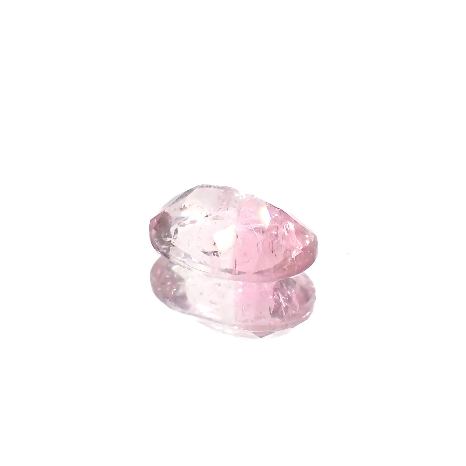 ピンククリスタルトルマリン(宝石名ピンク・トルマリン)コンゴ民主共和国産 1.03ct 識別済[230823237]8x5.9mm前後