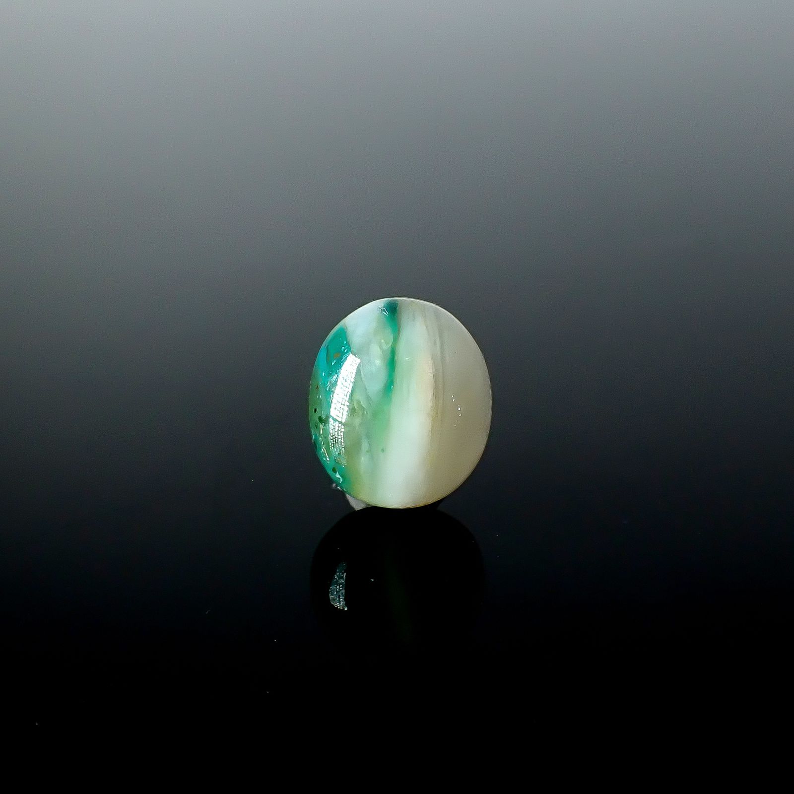 ブルーオパール ペルー産 3.89ct [250730729]11.3x9.6mm前後