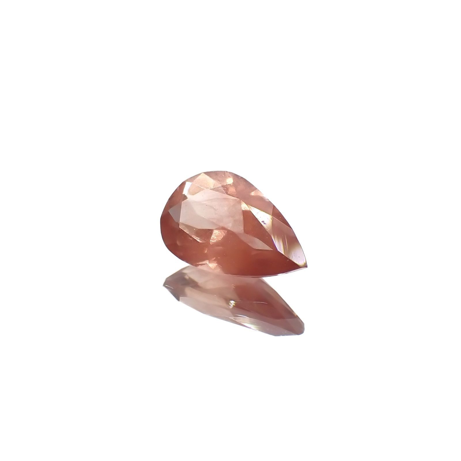 エチオピアサンストーン(宝石名アンデシン・ラブラドライト)エチオピア産 識別済 0.67ct / 8x5mm前後 [230321321]