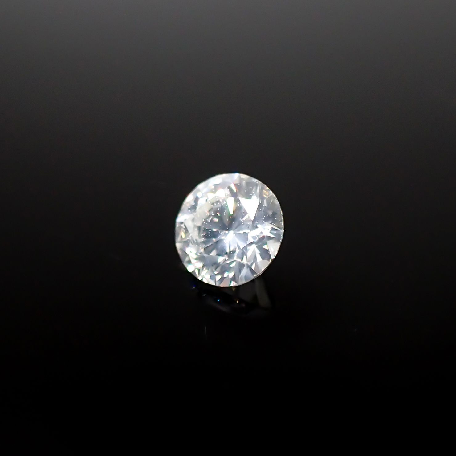 シルキーダイヤモンド 0.21ct[240326628]3.9x3.9mm前後