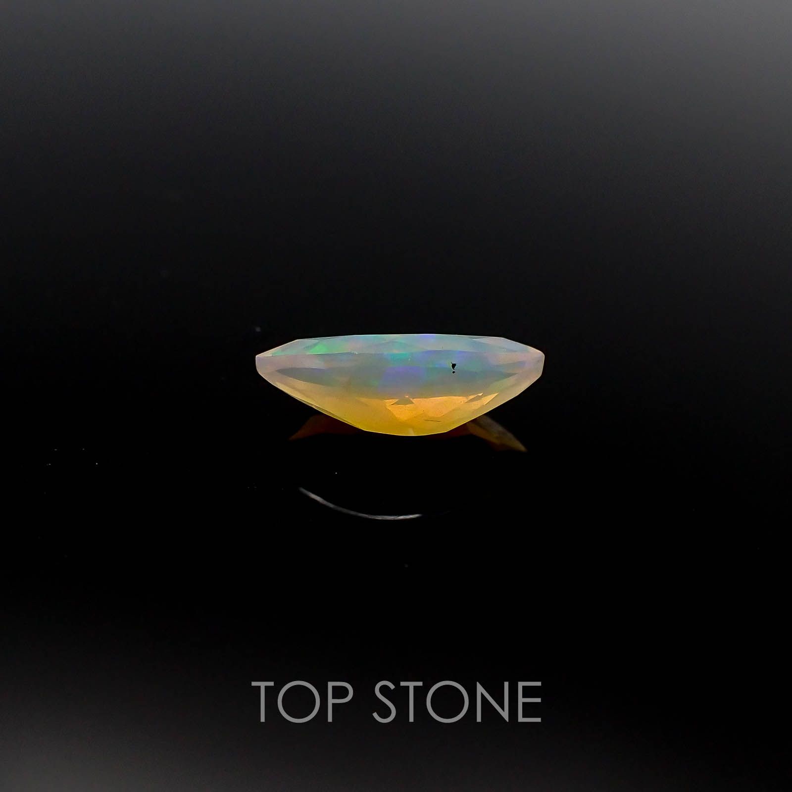 エチオピアオパール エチオピア産 ルース 0.96ct[]12×5.8mm前後