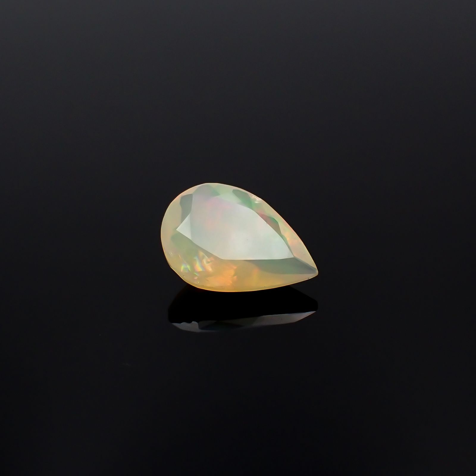 エチオピアオパール エチオピア産 1.28ct[231224635]10.9x7.6mm前後