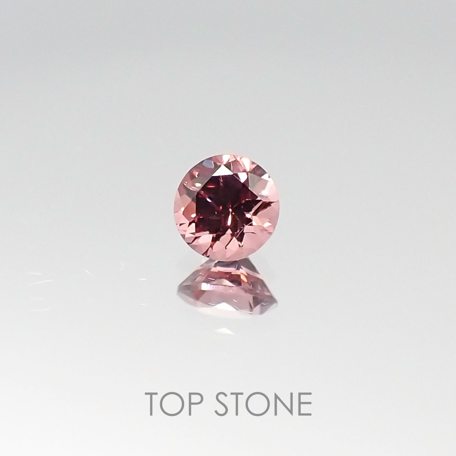 マラヤガーネット タンザニア産 ルース 0.22ct[20095338]3.5×3.5mm前後