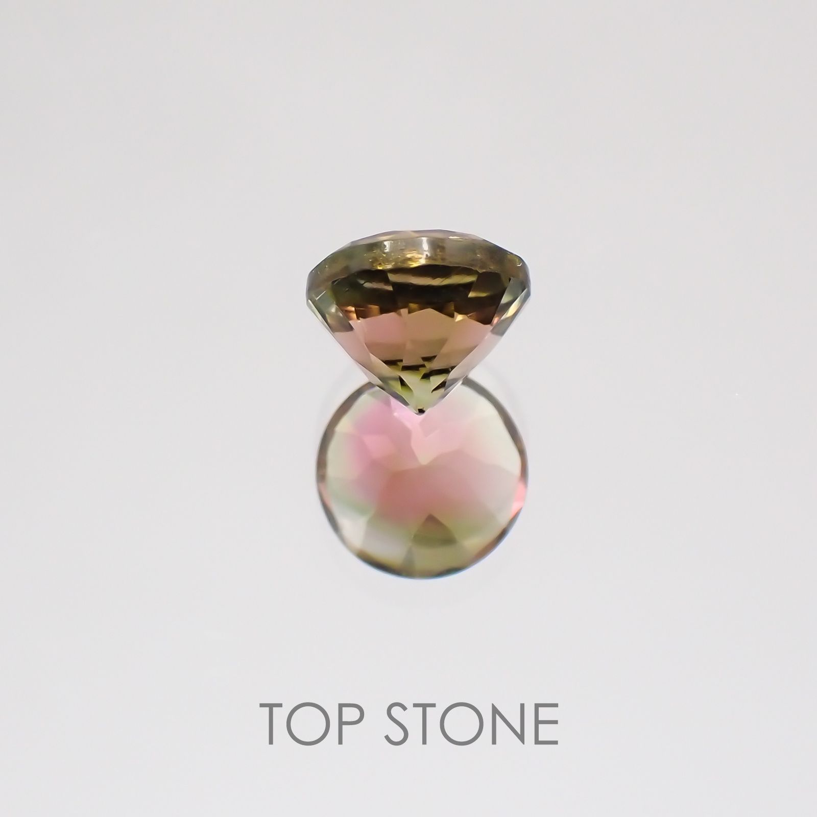 バイカラートルマリン ブラジル産 ルース 0.93ct[20129001]5.7×5.7mm前後