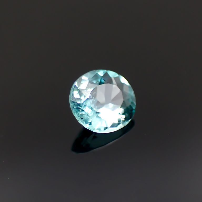 パライバトルマリン(宝石名トルマリン/別名パライバ・トルマリン)ブラジル・パライバ州バターリャ鉱山産 0.27ct 識別済[221018802]4.7x4.1mm前後