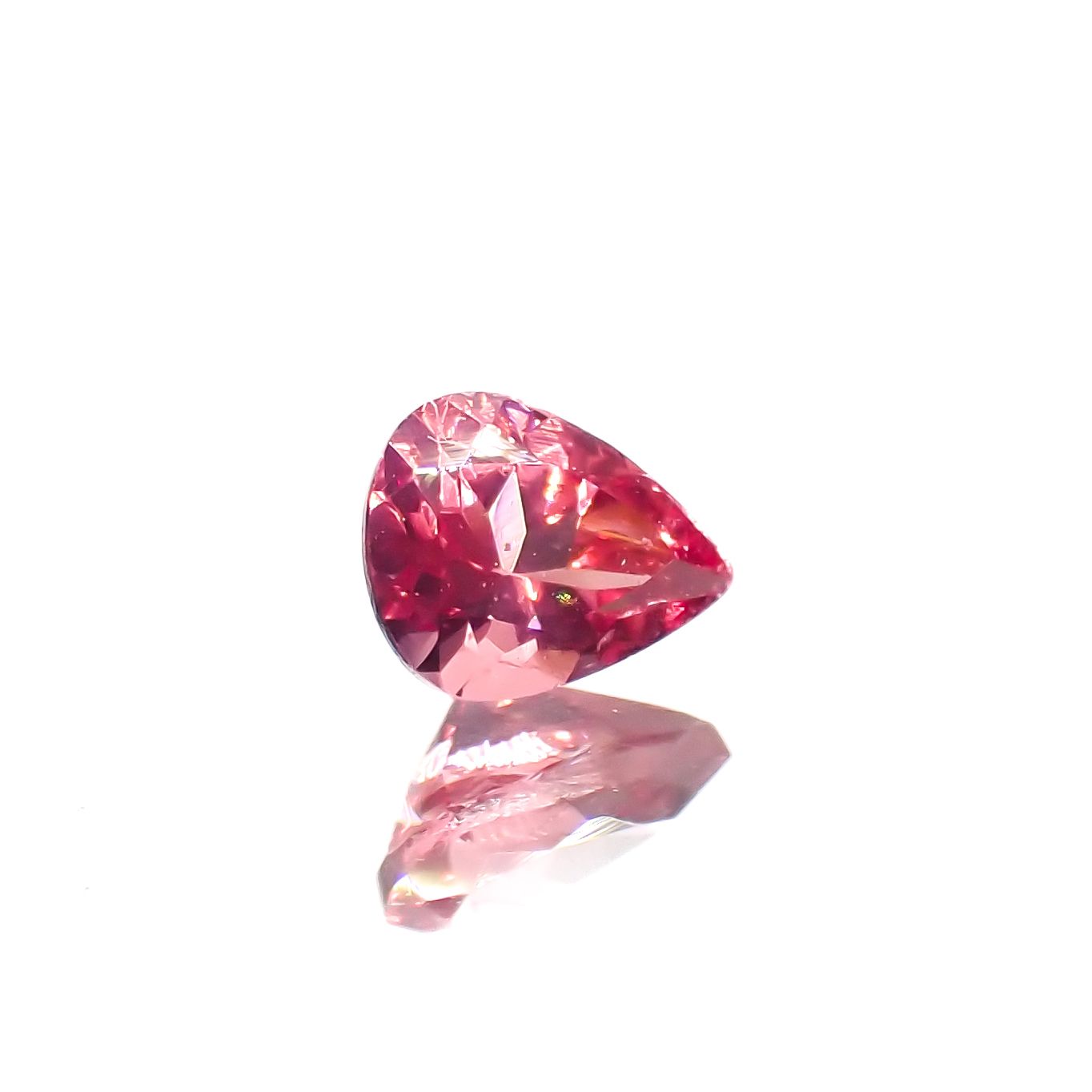 ピンクスピネル パパラチャカラー タンザニア産 0.17ct[230421858]4x3.1mm前後