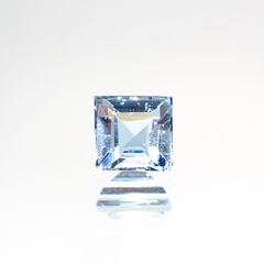 アクアマリン サンタマリアカラー(宝石名アクアマリン) モザンビーク産 0.69ct 識別済[210912602]5×4.9mm前後
