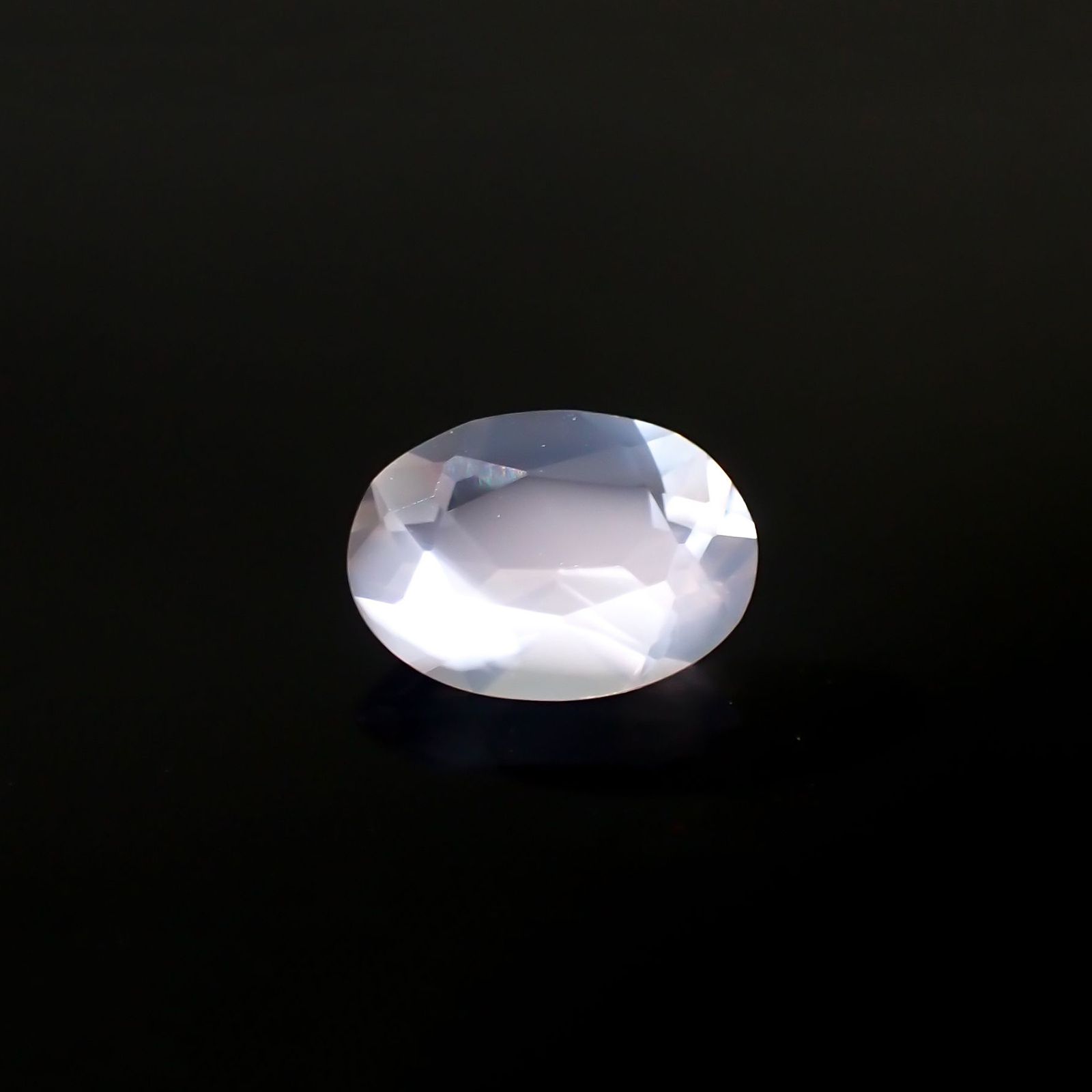 ムーンストーン(宝石名ムーンストーン)インド/スリランカ産 0.65ct 識別済[211113673]7x5.1mm前後
