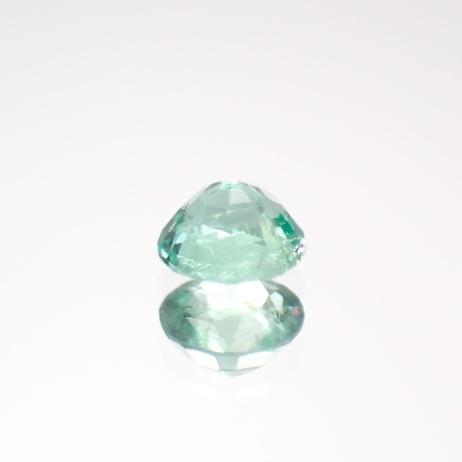 パステルカラーエメラルド コロンビア産 0.17ct[230421730]3.6x3.6mm前後