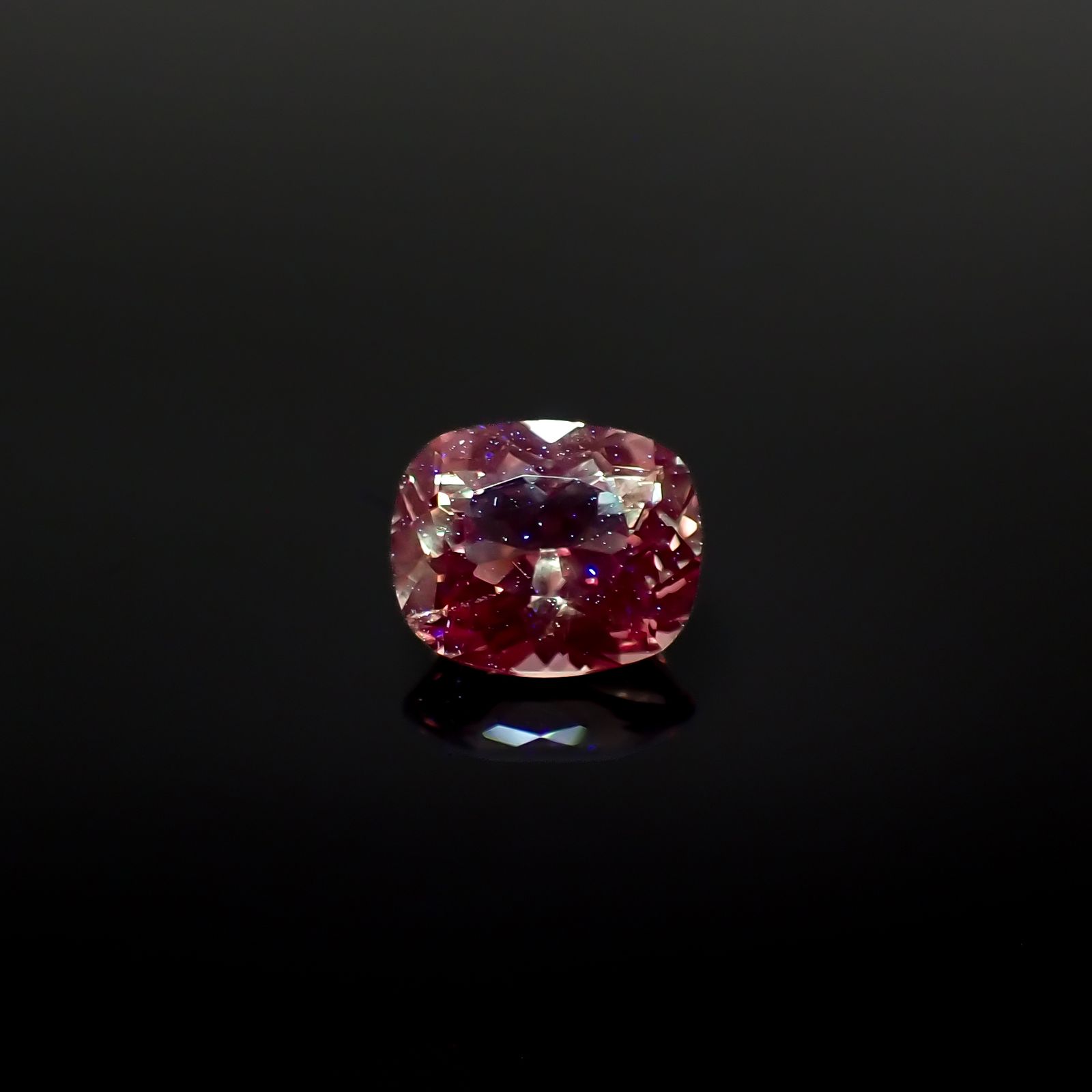 ガーネット様☆確認用 ドラゴンガーネット タンザニア産 0.47ct[230421428]4.5x4.5mm